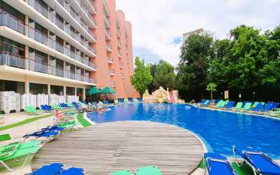 Złote Piaski Region